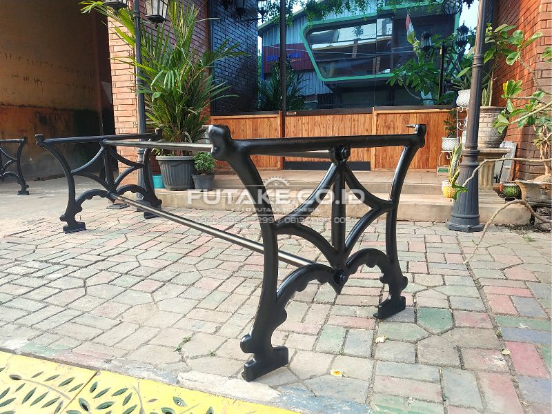 Jual Kaki Meja Besi Unik