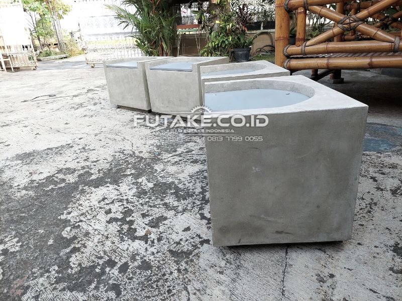 Bangku Taman Cor Beton Modern