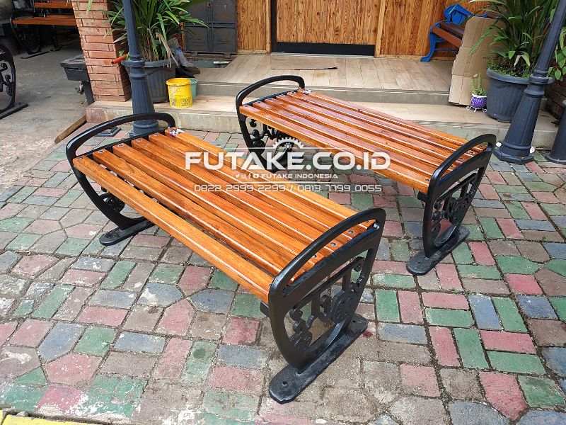 Kursi Taman Outdoor Harga Murah